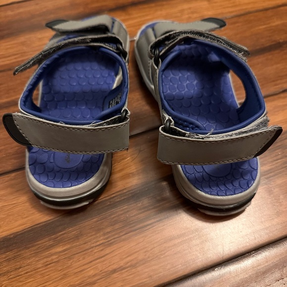 Eddie Bauer Boys Sandals Size 2 - Picture 3 of 7